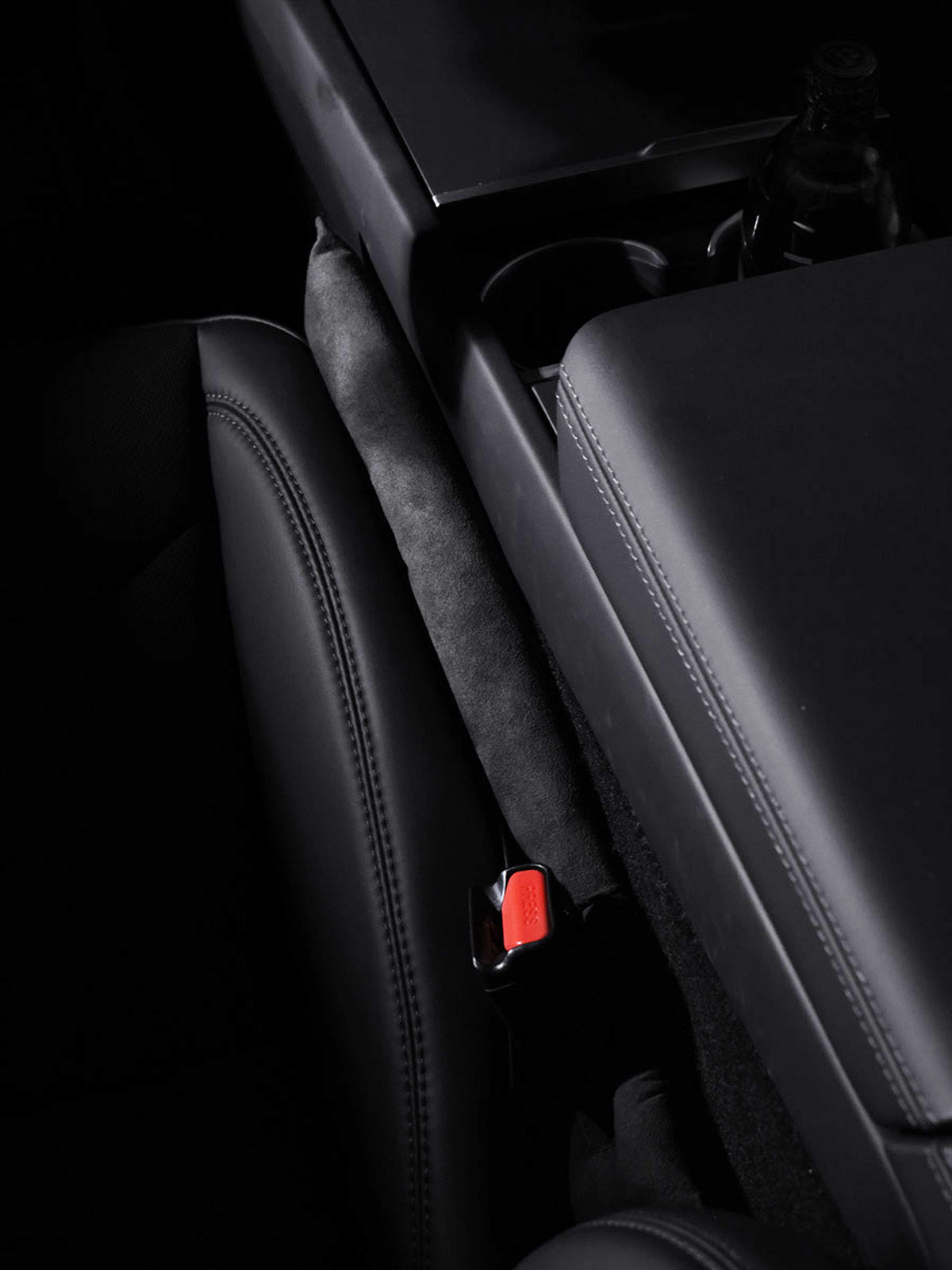 Comble-espace de siège alcantara pour Tesla — photo 2