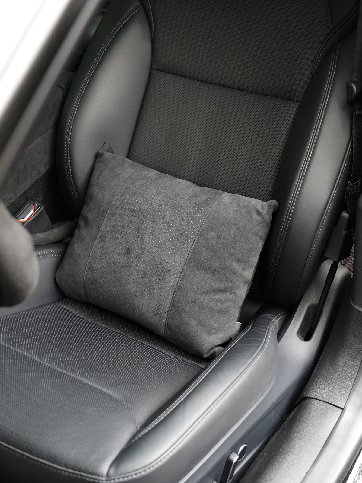 Appuie-tête et soutien lombaire alcantara pour Tesla — photo 11