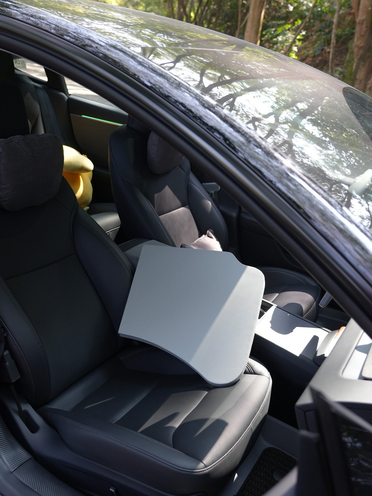 Table pliante pour Tesla — photo 3