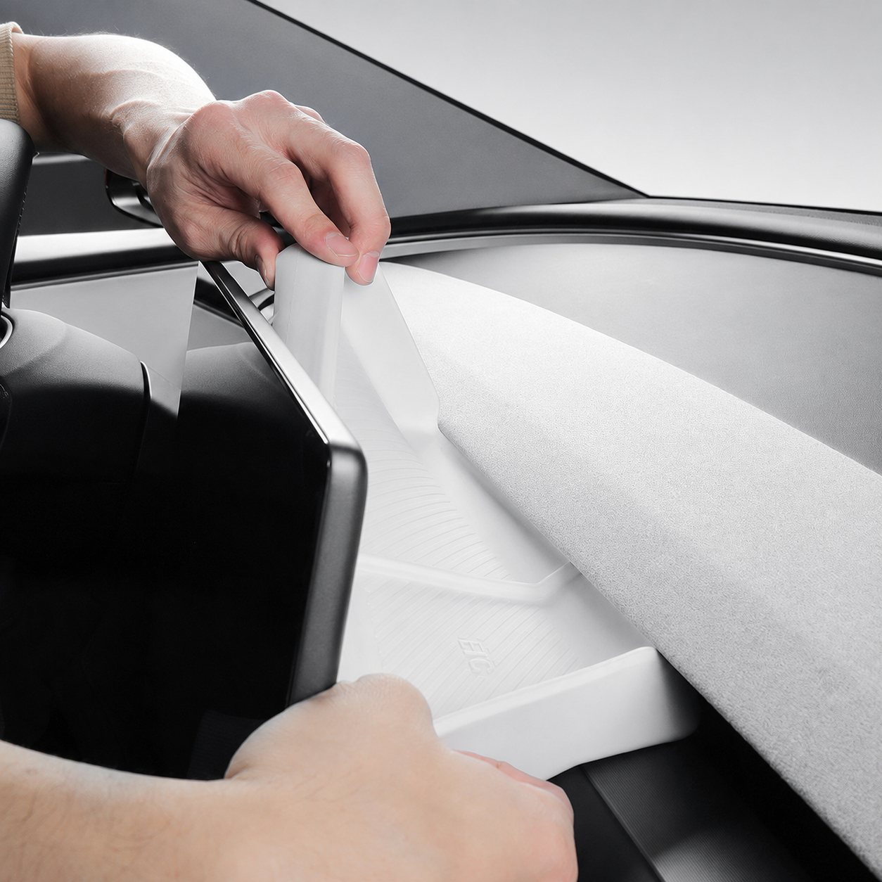 Tesline Rangement derrière écran — visuel 4