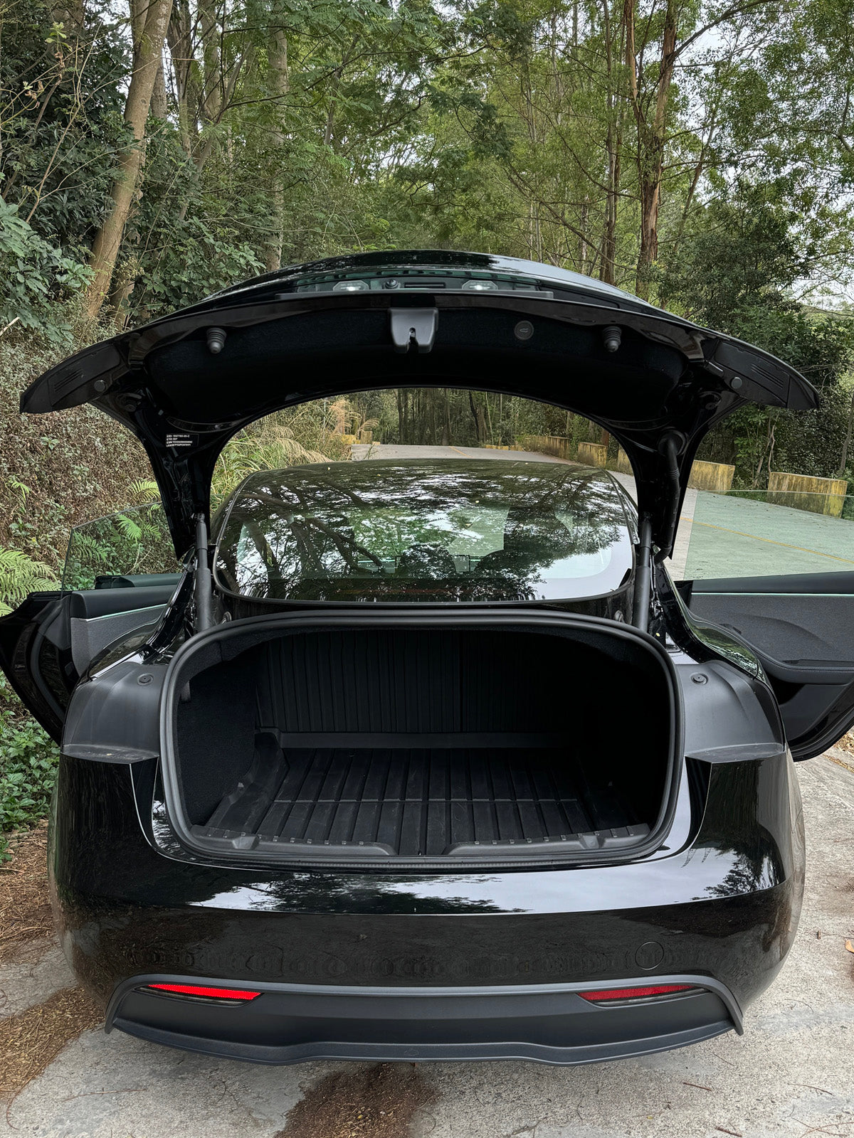 Protection de seuil de coffre pour Tesla Model 3 et Model Y — photo 3