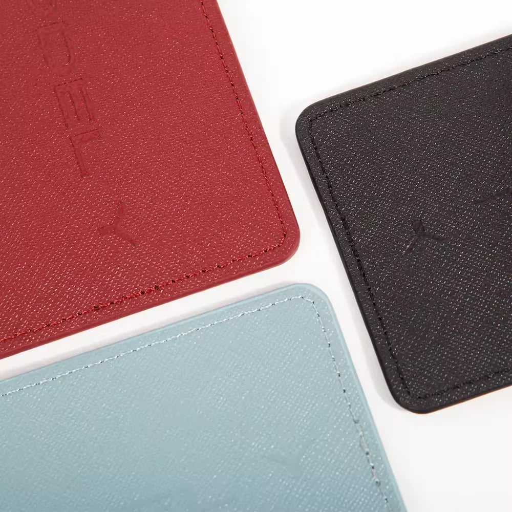 Porte-carte Tesline offert
