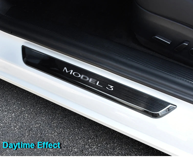 Seuil de porte rétro-éclairé Tesla Model Y