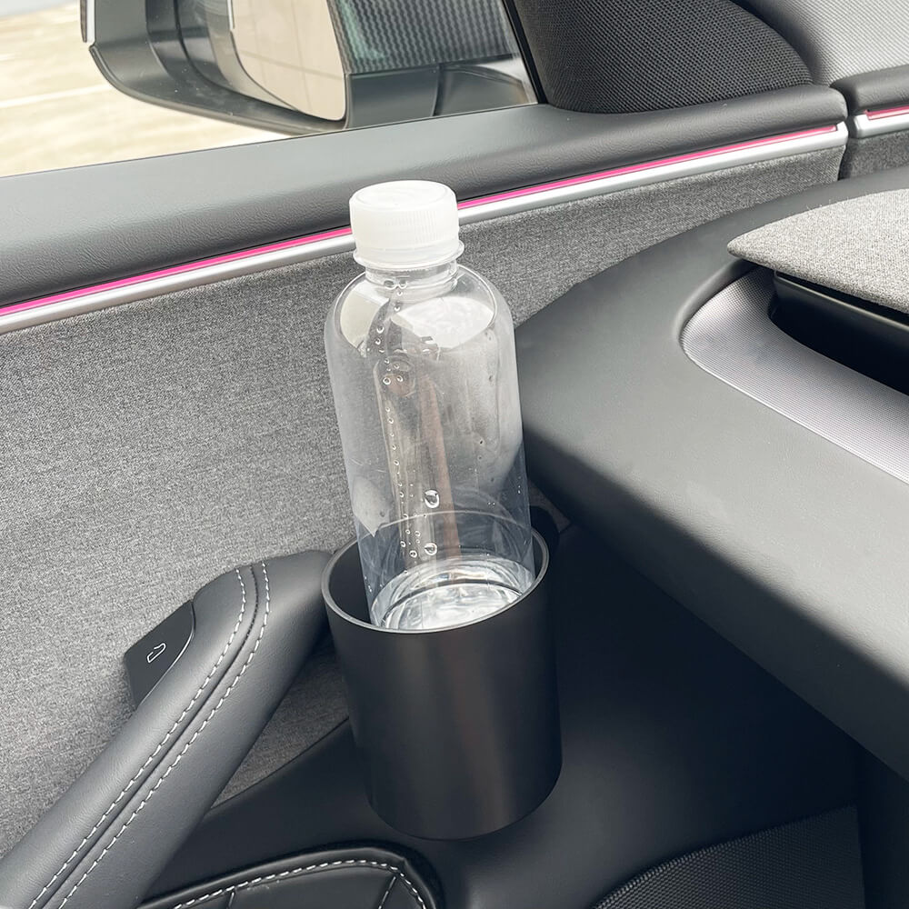 Porte-gobelets de portes Tesla — visuel 4