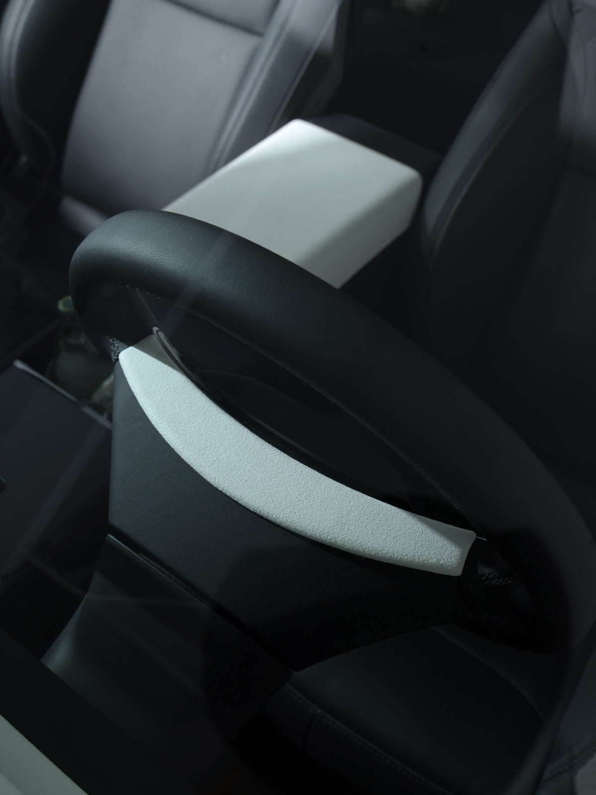 Arc supérieur de volant suède pour Tesla Model 3 et Y (2024+)