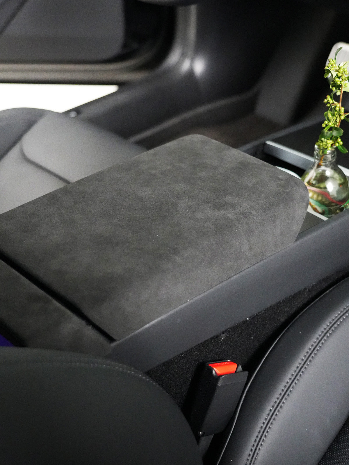 Couvre-accoudoir alcantara pour Tesla Model 3 et Y (2024+)
