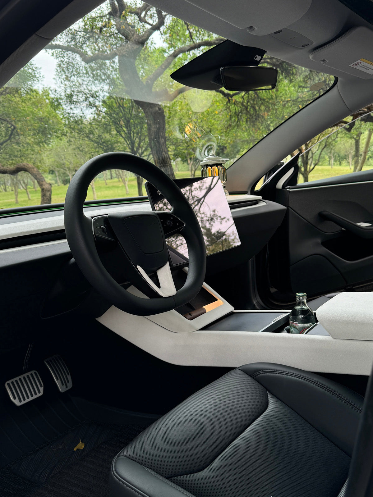 Flancs de console suède pour Tesla Model 3 et Y (2024+)