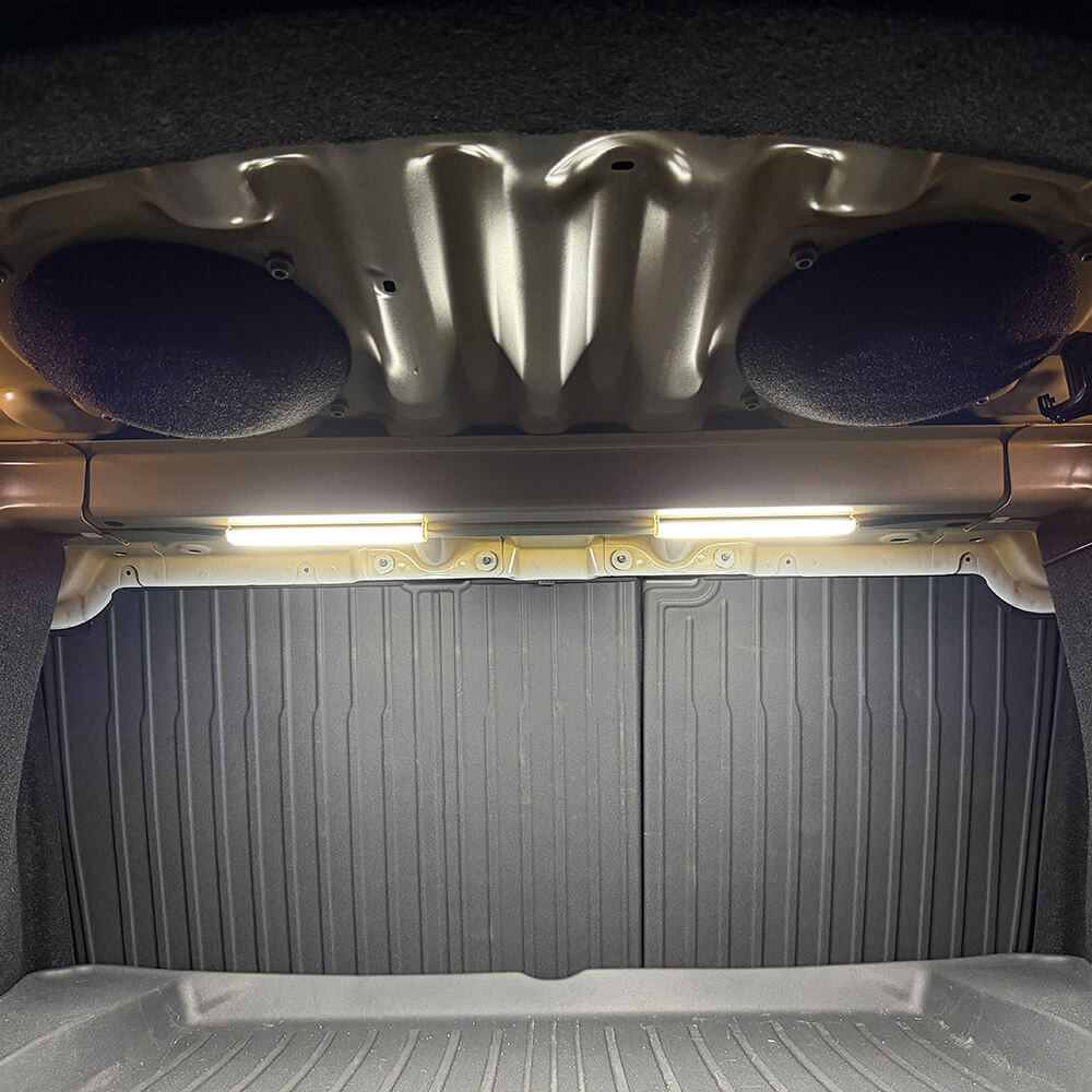 Barre lumineuse de coffre — Model 3 Highland · Model Y Juniper · Model Y L — visuel 11