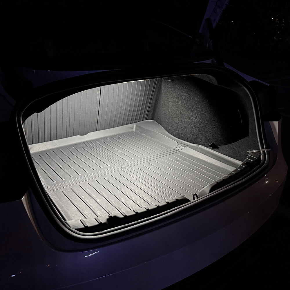 Barre lumineuse de coffre — Model 3 Highland · Model Y Juniper · Model Y L — visuel 9