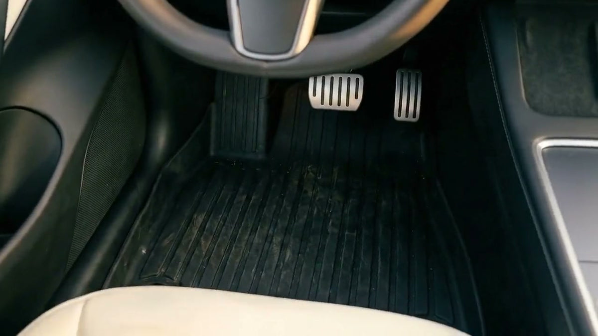 Tesla Model Y équipée d'accessoires Tesline, zone sieges fin