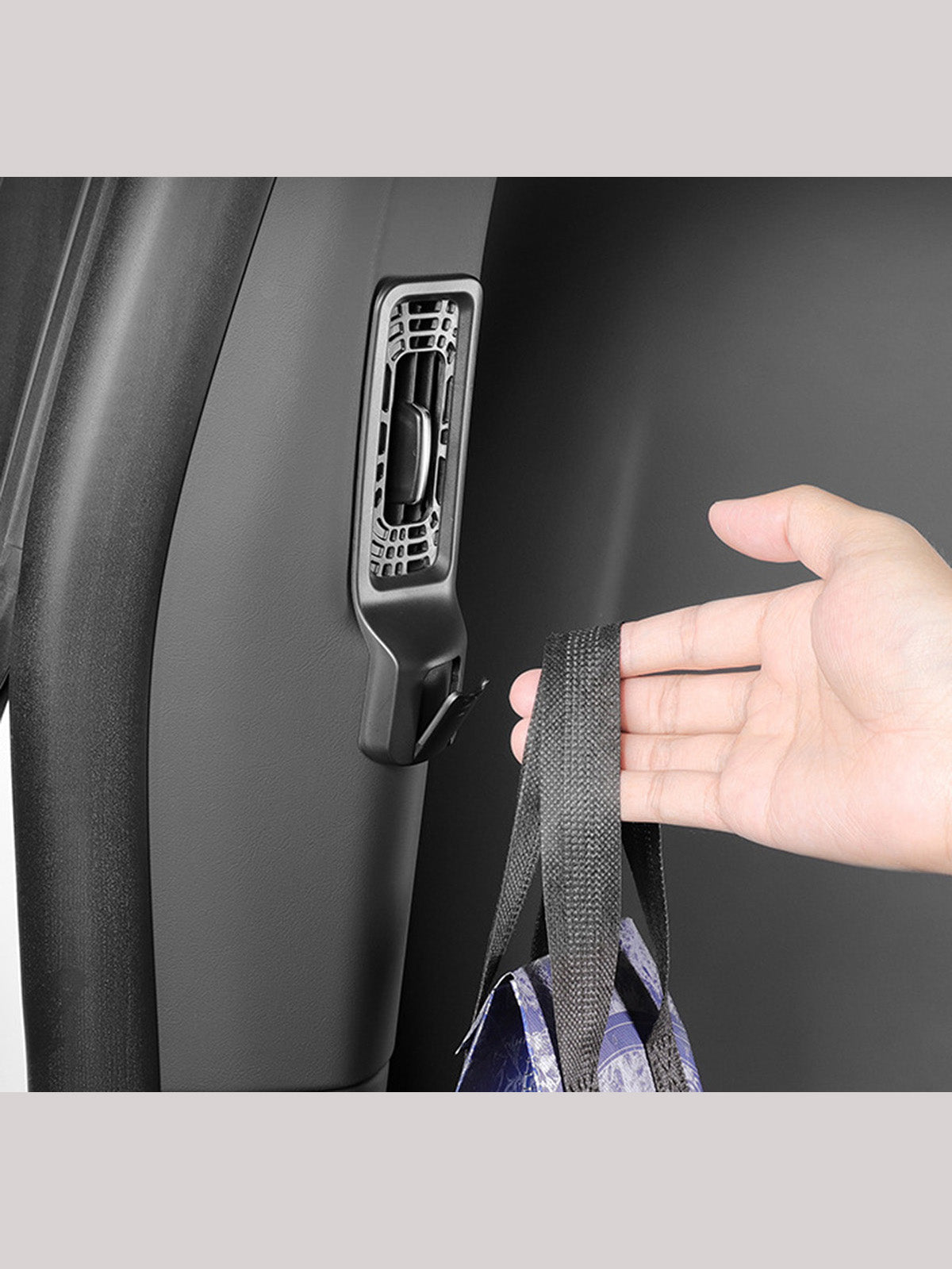 Crochets d'aérateurs deuxième rangée pour Tesla Model Y L (2025-2026) — photo 3