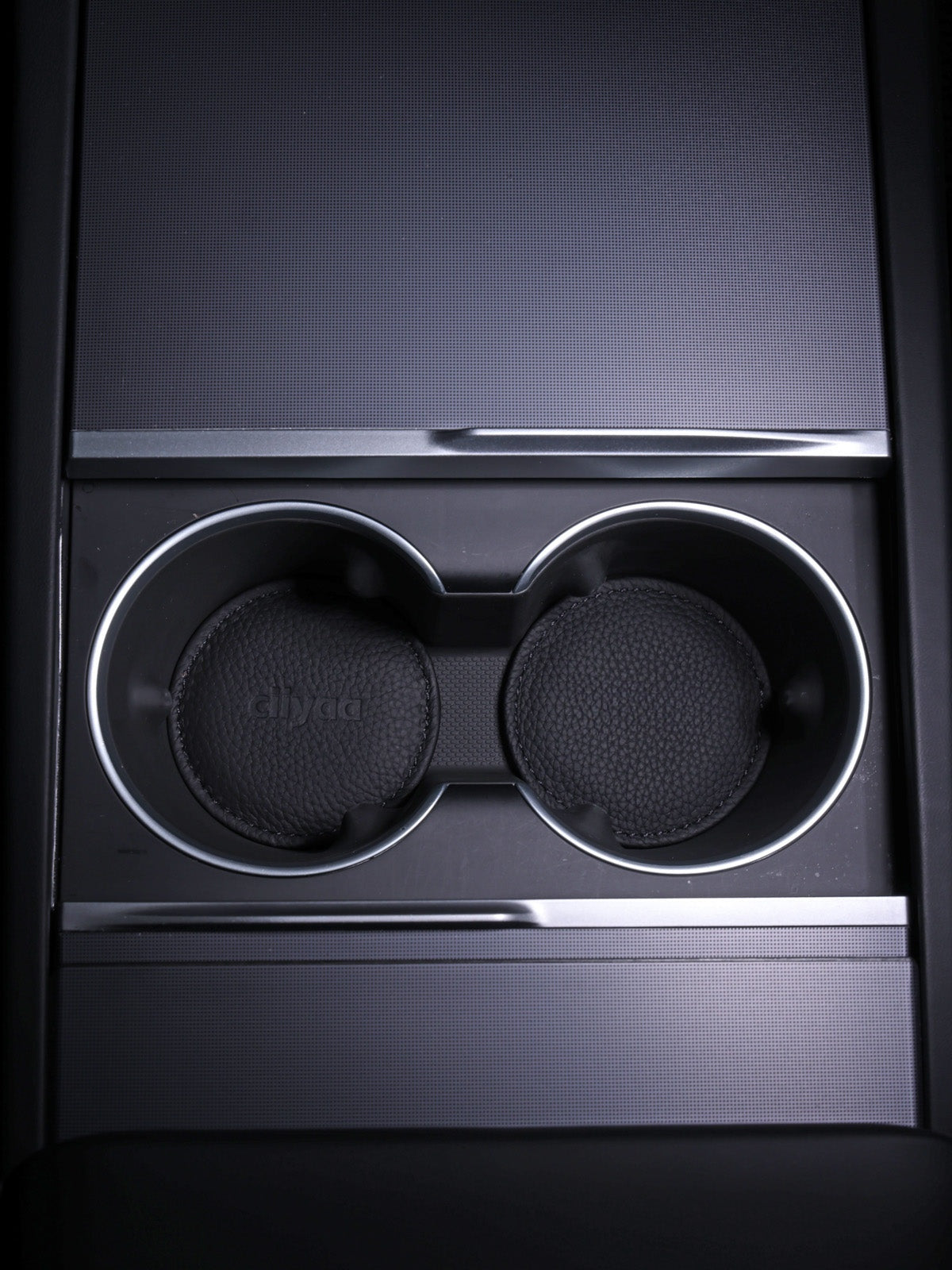 Fonds de porte-gobelet cuir grainé pour Tesla — photo 9