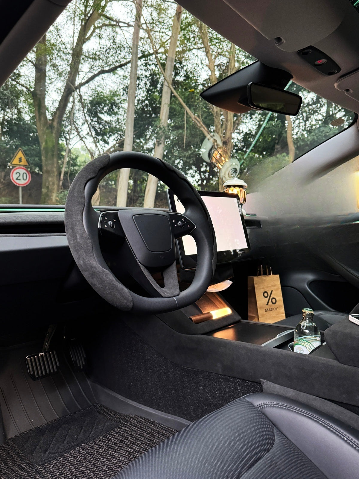 Contours de haut-parleurs alcantara pour Tesla Model 3 Highland (2024+) — photo 7