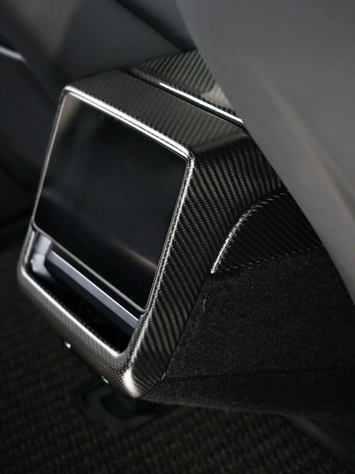 Contour d'écran arrière carbone pour Tesla Model 3 et Y (2024+) — photo 5