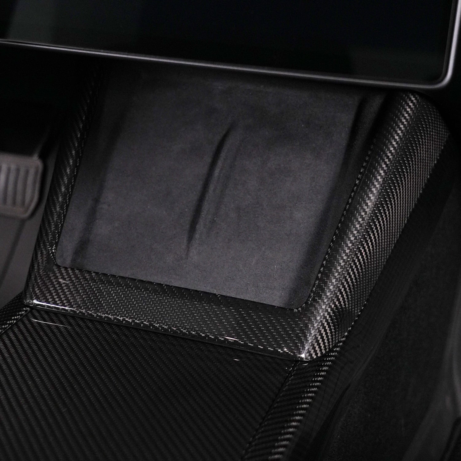 Cadre de charge à induction carbone pour Tesla Model 3 et Y (2024+) — photo 9