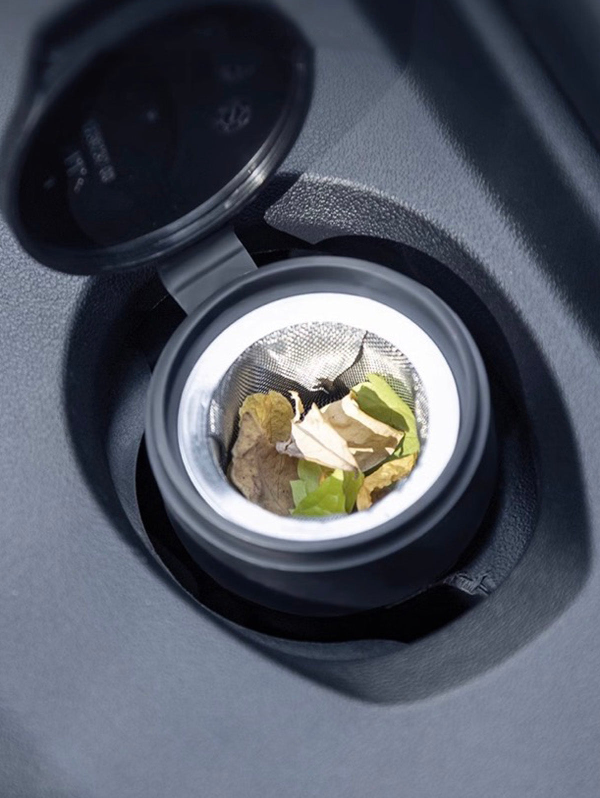 Filtre de lave-glace pour Tesla Model 3 et Y (2024+) — photo 8