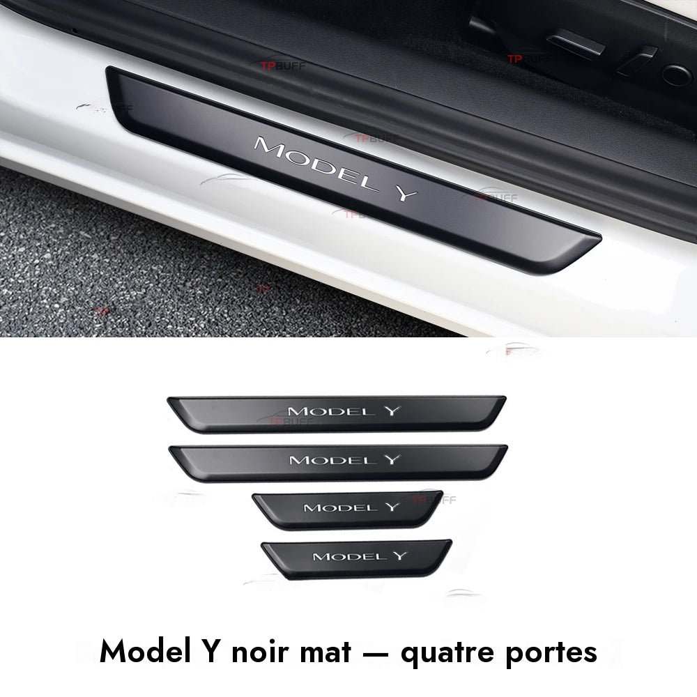 Seuil de porte rétro-éclairé Tesla Model 3 — photo 16