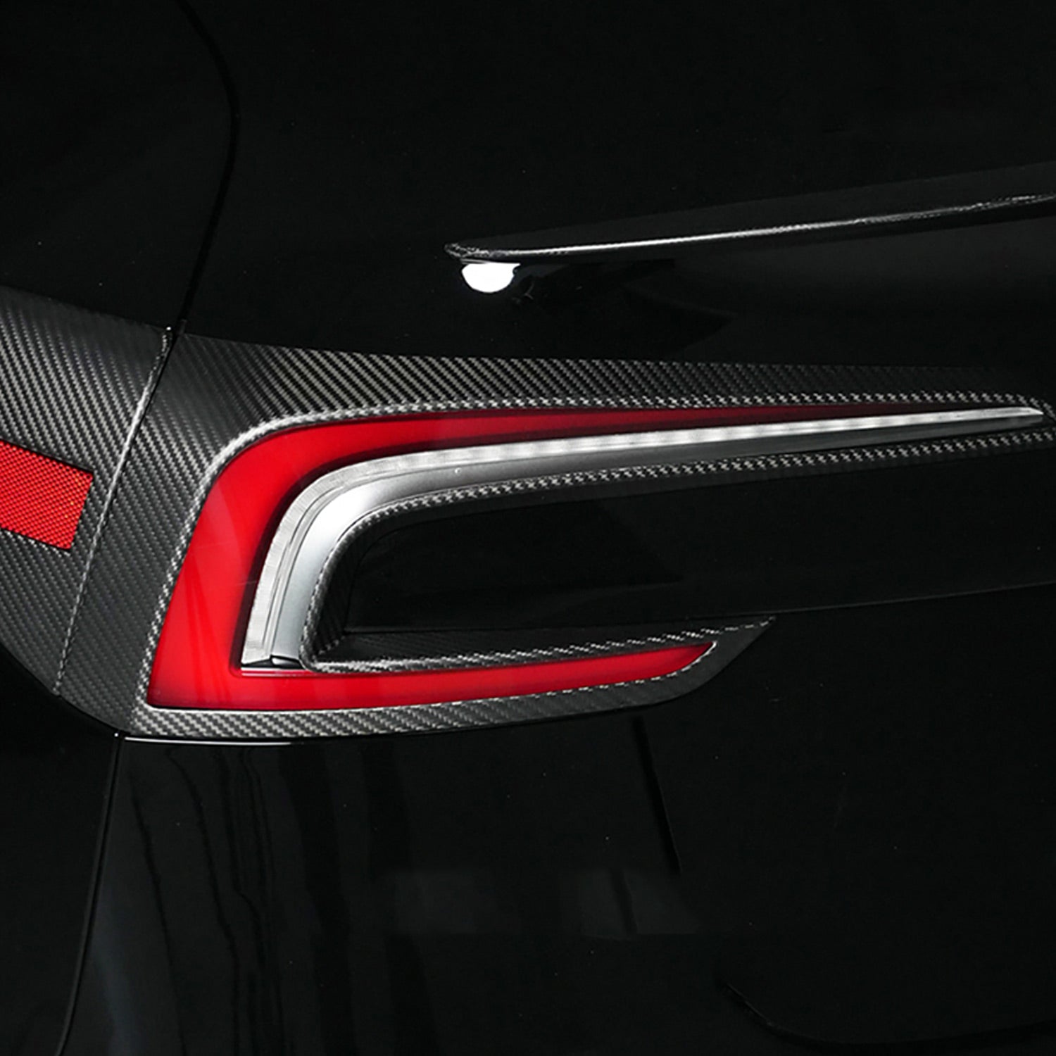 Contours de feux arrière carbone pour Tesla Model 3 Highland (2024+) — photo 6