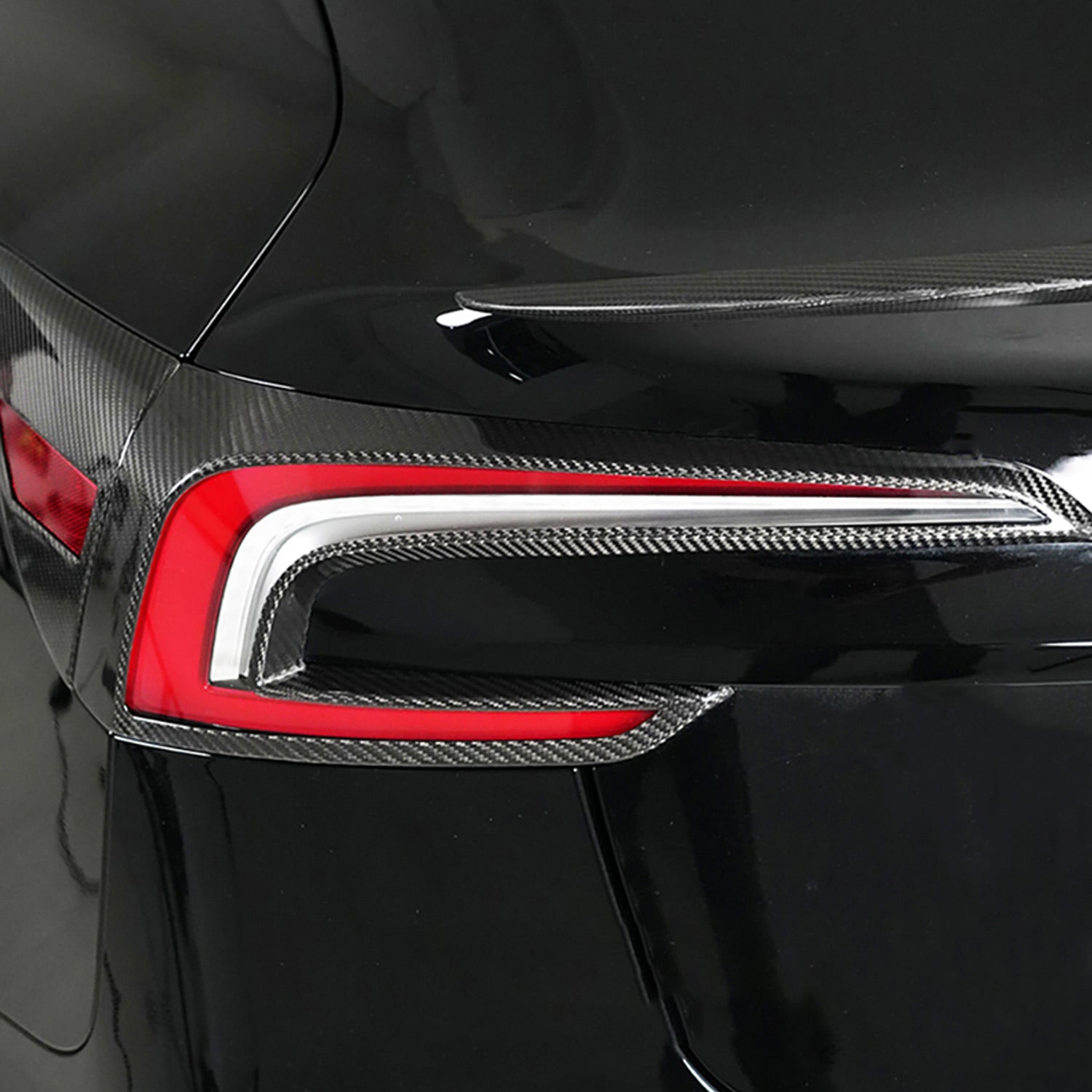 Contours de feux arrière carbone pour Tesla Model 3 Highland (2024+) — photo 7