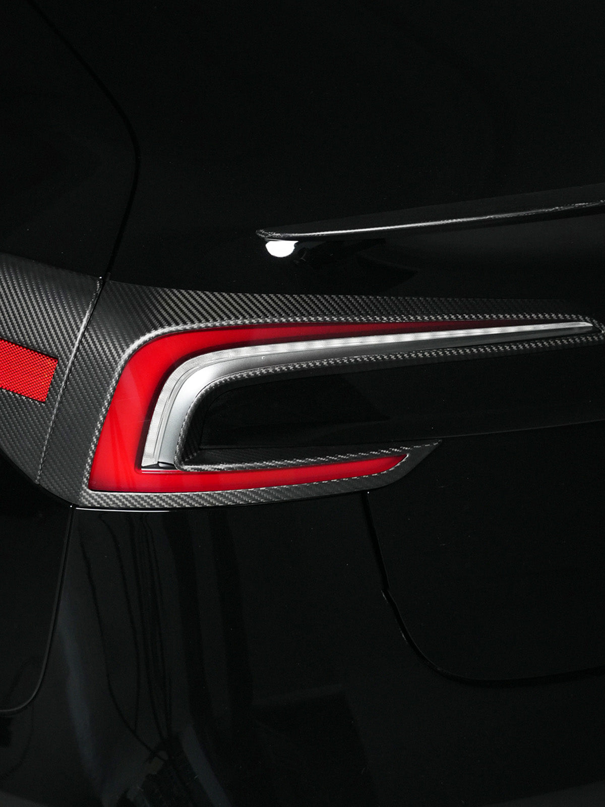 Contours de feux arrière carbone pour Tesla Model 3 Highland (2024+)