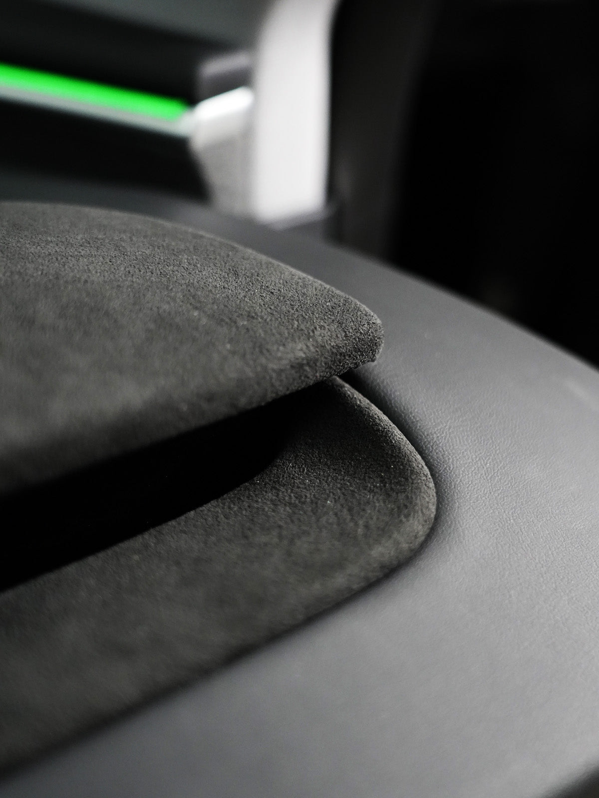 Baguettes d'aérateurs alcantara pour Tesla Model 3 et Y (2024+)