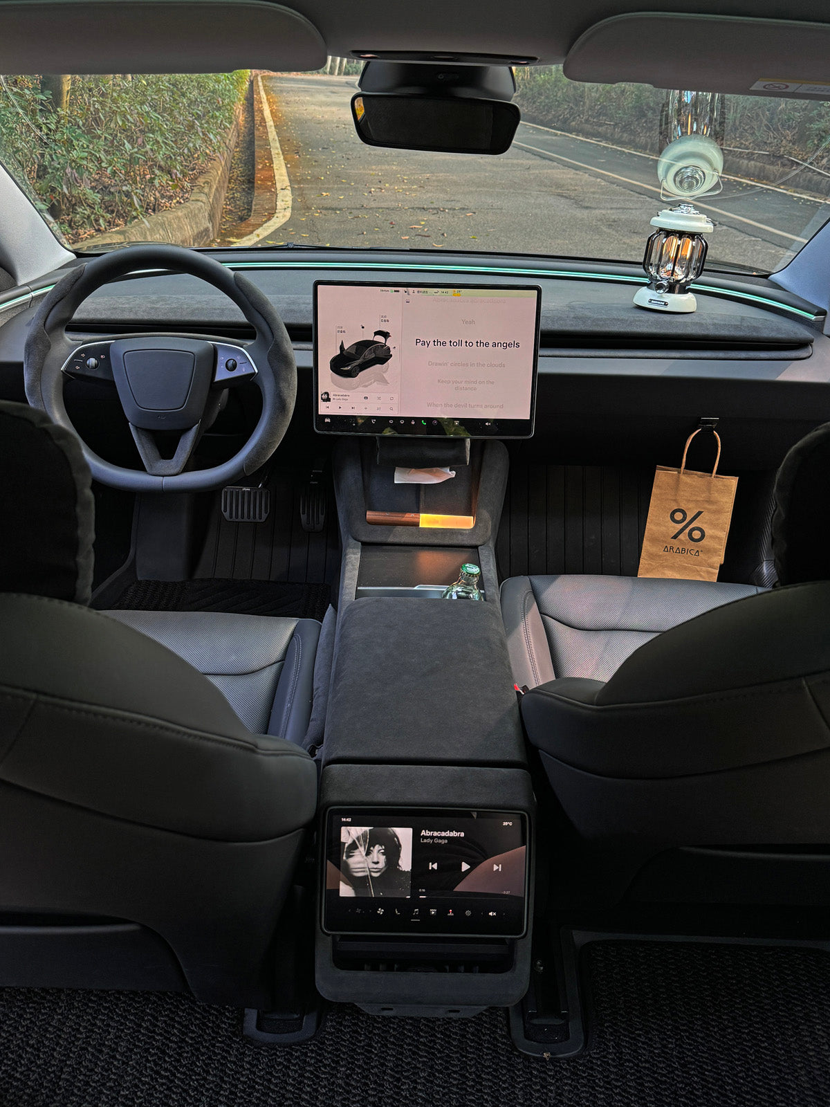 Contours de haut-parleurs alcantara pour Tesla Model 3 Highland (2024+) — photo 4