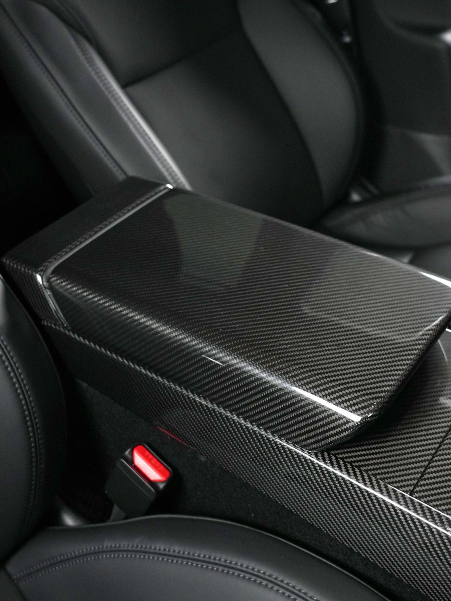 Couvre-accoudoir carbone pour Tesla Model 3 et Y (2024+) — photo 3