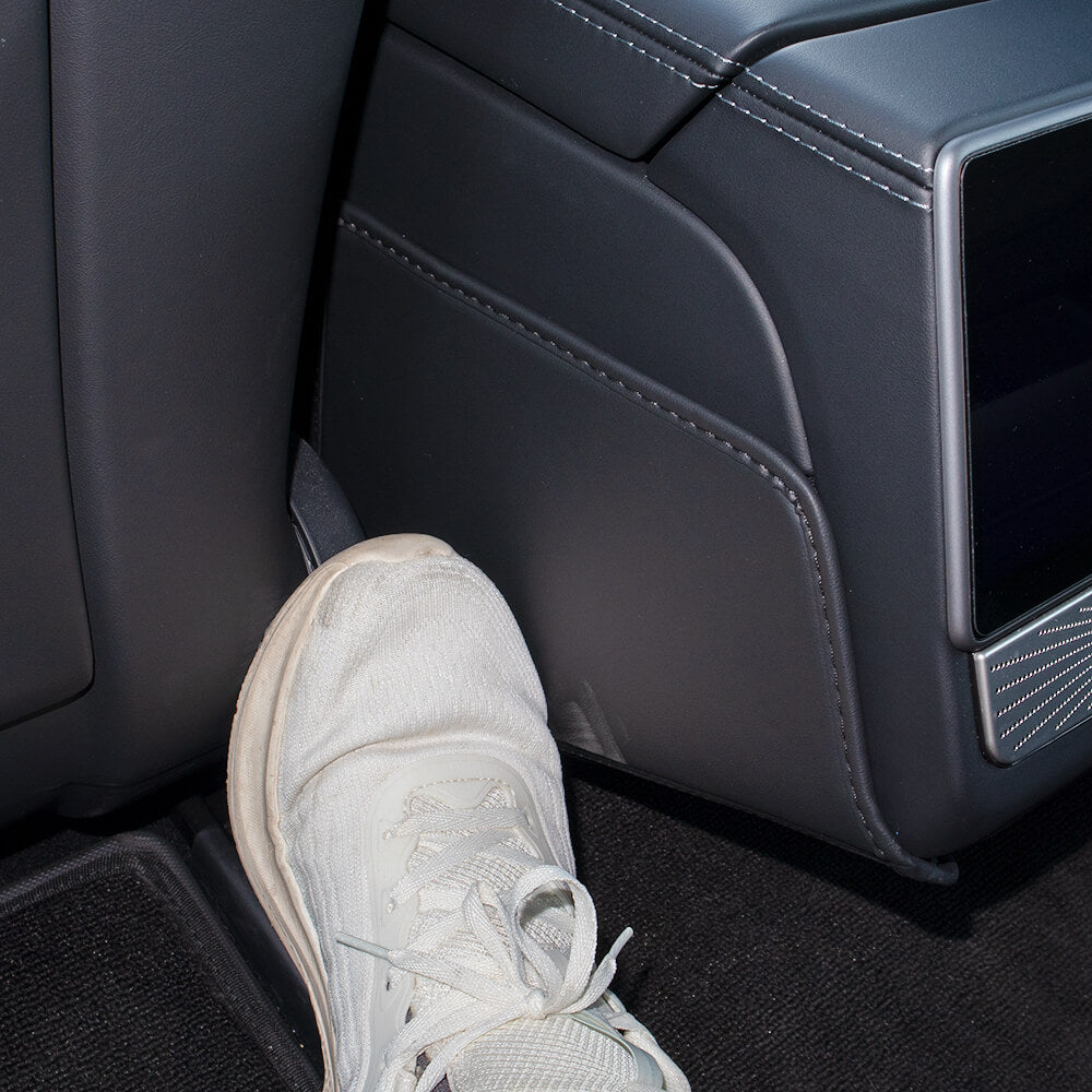 Protection arrière de console cuir Tesla — visuel 2