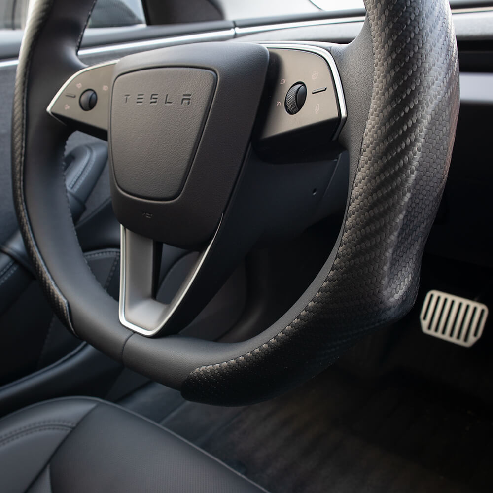 Couvre-volant effet carbone Tesla — visuel 6