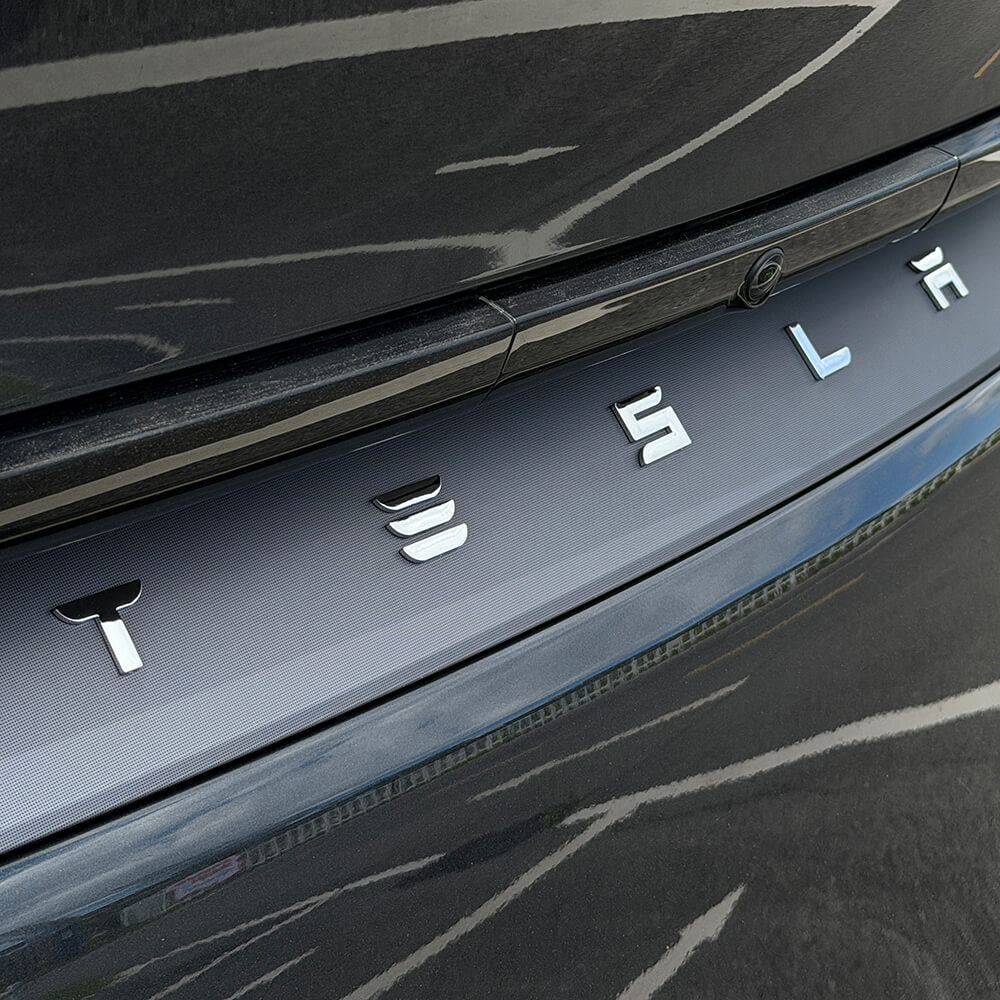 Caches lettres TESLA de hayon Tesla — visuel 3