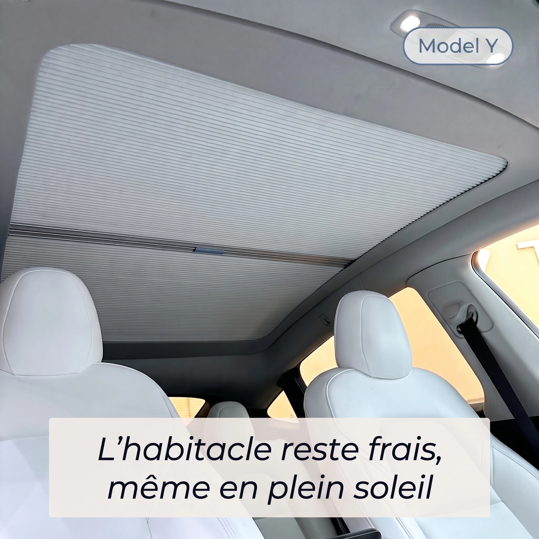 Habitacle Tesla protégé du soleil par le pare-soleil de toit — Tesla Model Y